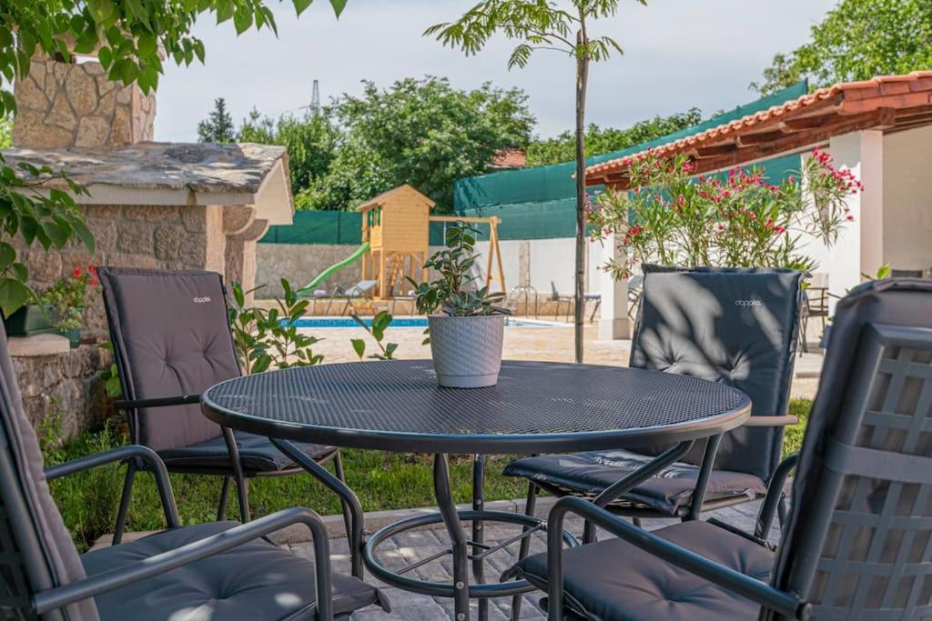 Villa Milla-Grubine Ngoại thất bức ảnh