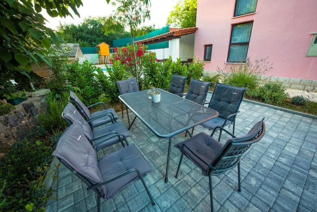 Villa Milla-Grubine Ngoại thất bức ảnh