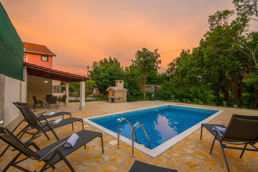 Villa Milla-Grubine Ngoại thất bức ảnh
